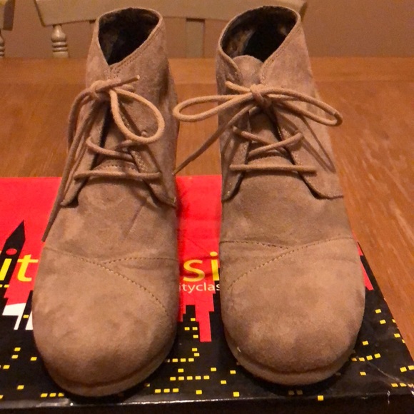 Boot Wedges - Picture 2 of 4